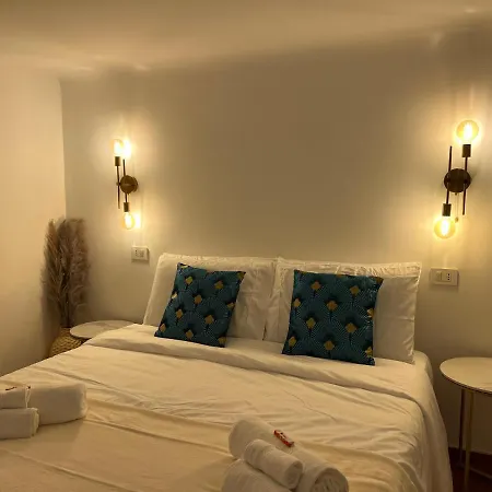 Regina Milano In Porta Romana 2 - Sky Tv, Wifi E Breakfast Box-2